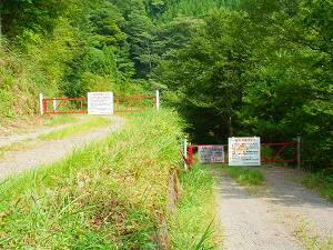 ���ۗѓ��̒i�Ⴂ�Q�[�g�@������͓̂��